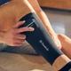 Набір компресійний бандаж RecoveryPulse Calf для відновлення м'язів гомілки з вібрацією, (2 шт.) , розмір L ( TB02796-01-2 ) - изображение 15