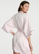 Короткий сатиновий халат у фірмову смужку (M/L) Victoria's Secret - зображення 2