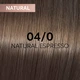 Farba do włosów Wella Professionals Shinefinity Zero Lift Glaze 04/0 Średniobrązowy naturalny 60 ml (4064666329604) - obraz 2