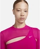 Спортивный топ женский Nike Pro Long-Sleeve Cropped Top XS Розовый FB5683-615 - изображение 4