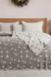 Муслиновое новогоднее покрывало Saheser Merry 240 х 260 см Light Grey бежевый - изображение 4