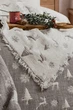 Муслиновое новогоднее покрывало Saheser Merry 240 х 260 см Light Grey бежевый - изображение 5