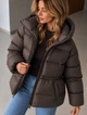 Куртка женская Lady Yep 30390 пуффер с капюшоном и затяжкой на талии 46 коричневая - изображение 4