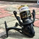 Безінерційна котушка Flagman BlackFire 2000S '23, 3+1 підшипник, передній фрикціон, алюмінієва шпуля - изображение 1
