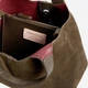 Torebka crossbody damska zamszowa Coccinelle E1THE580101-W25 Khaki (800070363485) - obraz 4