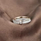 Каблучка біла кераміка доріжка з цирконами (золото 585п) 6 мм 16–19 р White Ceramic Crystal Line GONCHAR & CO. ювелірний сплав — Розмір каблучки: 16р - изображение 4