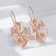 Жіночі сережки квітка ажурна (золото 585п) французька петля Floral Grace GONCHAR & CO. ювелірний сплав - зображення 6
