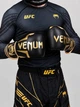 Боксерские перчатки Venum 12 унций для бокса кикбоксинга и единоборств тренировочные на липучке чорно-золоті 2 шт - изображение 7