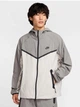 Спортивна чоловіча кофта Nike Tech Woven Grey HM7151-014 XL Різнокольорова (197599175988) - зображення 1