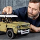 Zestaw klocków LEGO TECHNIC Land Rover Defender 2573 elementy (42110) - obraz 4