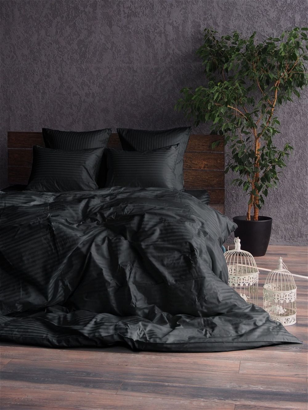 

Комплект постельного белья Komfort-tekstil Сатин Stripe BLACK 1/1см (Полуторный)