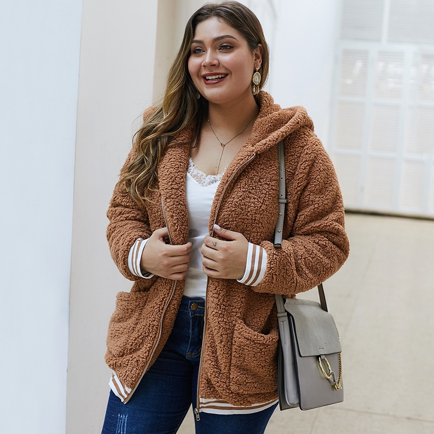 

Толстовка женская флисовая на молнии Fluffy Berni Fashion PLUS () Коричневый, Толстовка женская флисовая на молнии Fluffy Berni Fashion PLUS (4XL) Коричневый