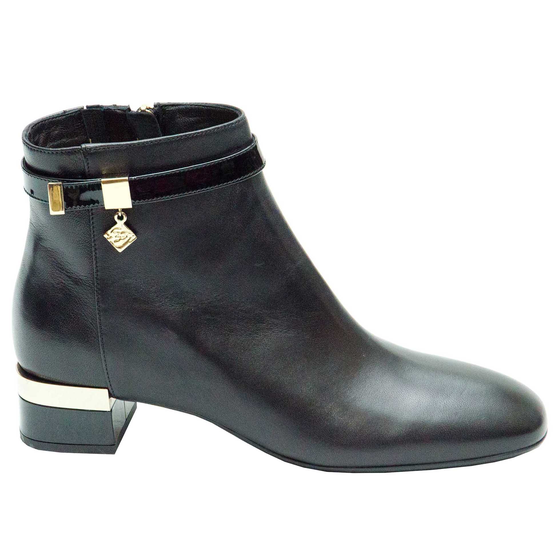

Ботинки Fabiani 410 40 черный
