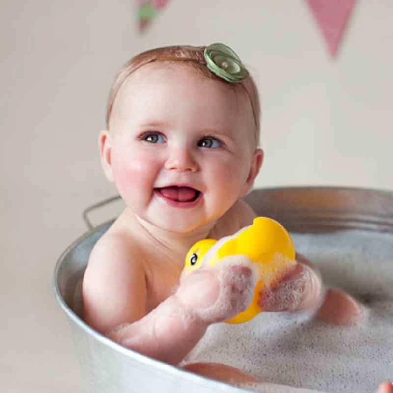 Munchkin bath toys