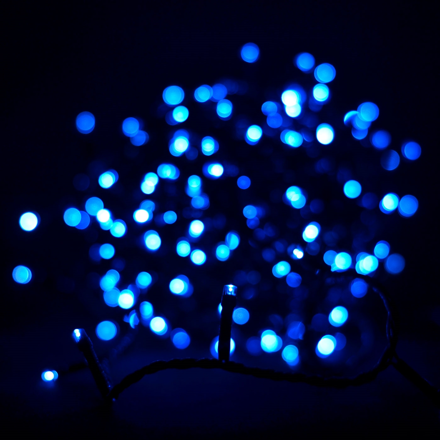 

Cветодиодная гирлянда VENOM 400LED Синий (LS-LED-400LED-BC-B)