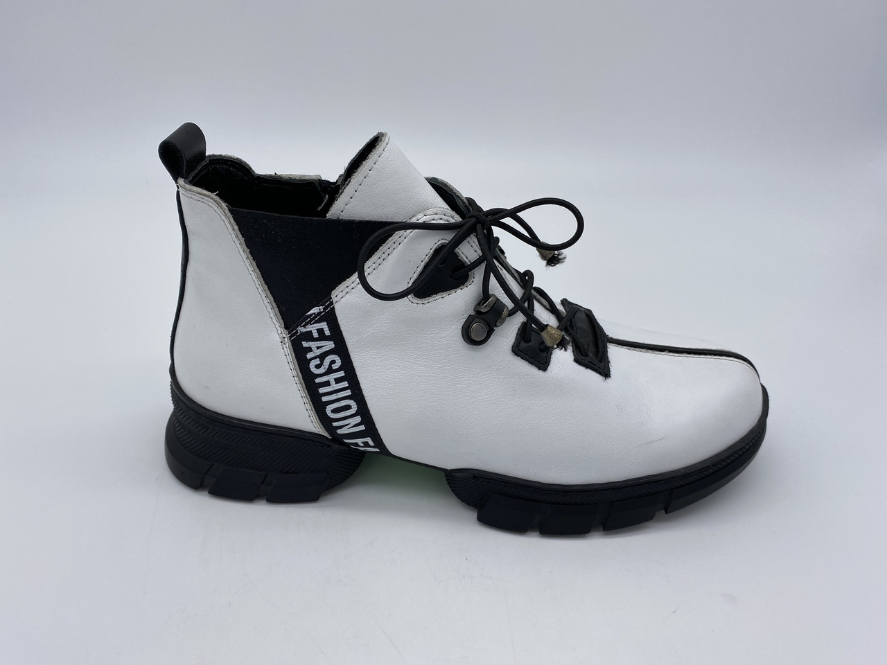 

Ботинки Evromoda Ev146-42-01-07 40(р) белые
