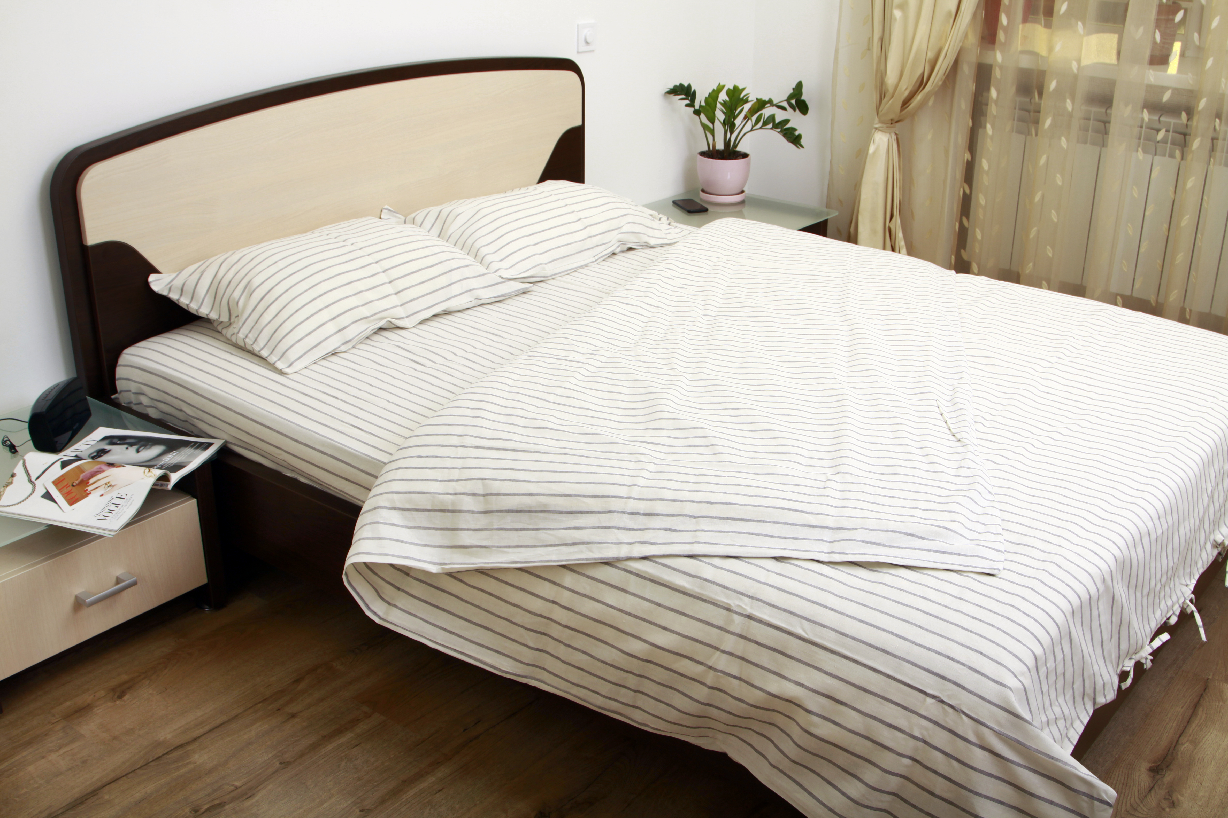 

Комплект постельного белья Utorova Стиляга Семейный 2 наволочки 2 пододеяльника лен Белый в полоску