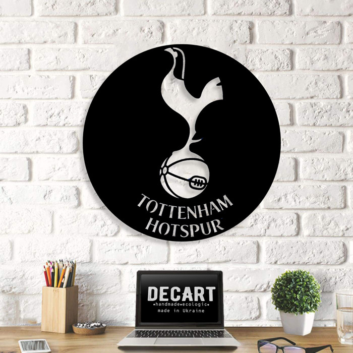

Объемная картина из дерева DecArt Tottenham Hotspur 90х90 см