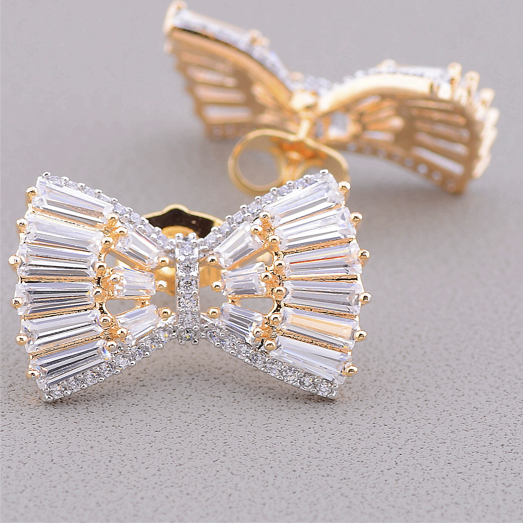

Серьги 'XUPING' Фианит (позолота 18к) 043897