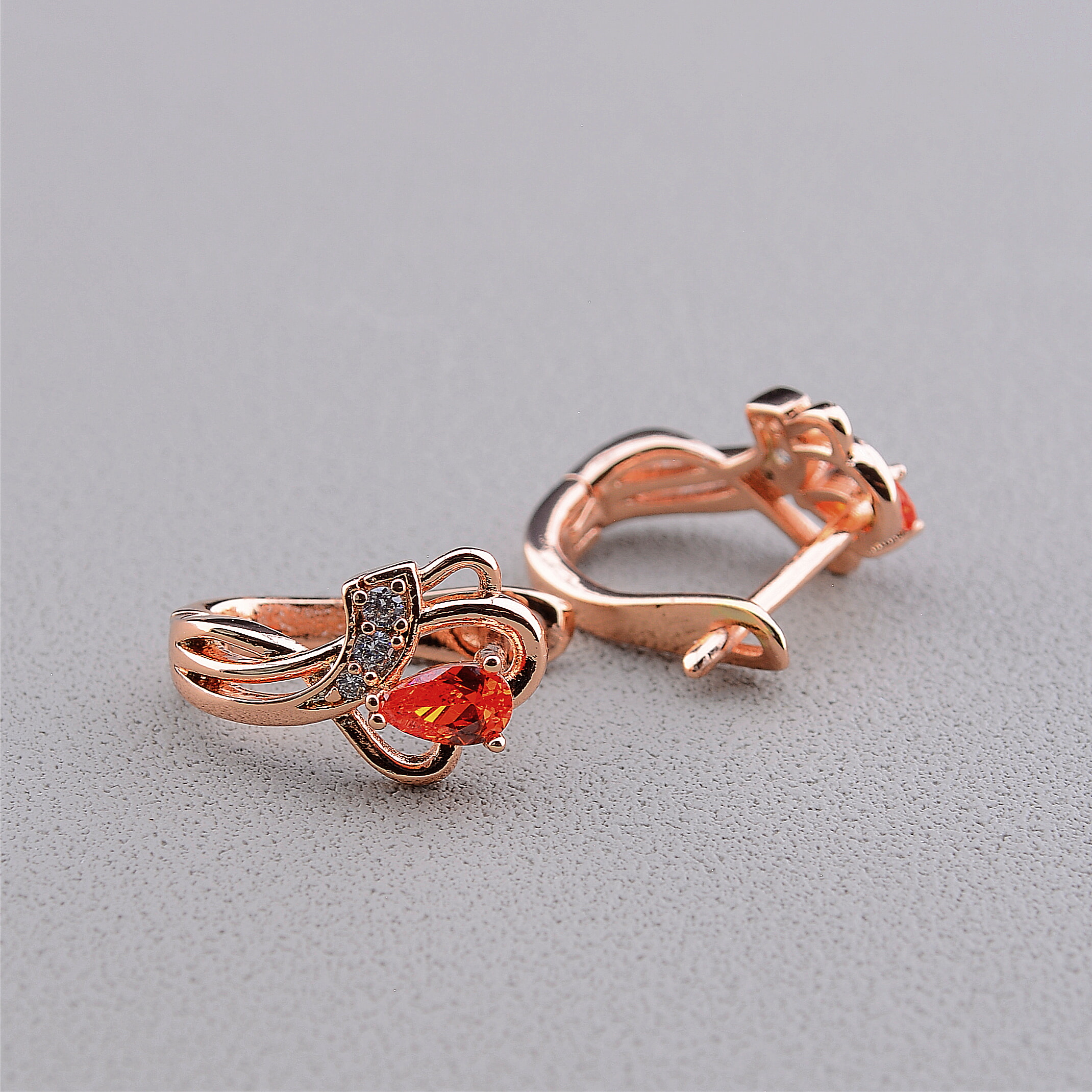 

Серьги Фианит 'XUPING' (позолота 18к (розовая)) 098138