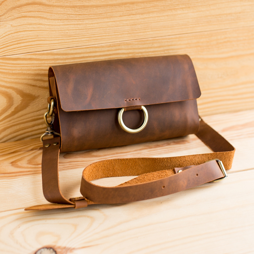 

Сумочка из натуральной кожи Maiden коричневая