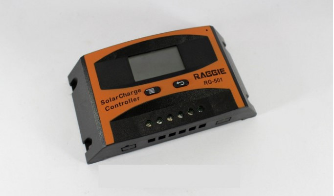 

Солнечный контроллер заряда Solar controler LD-530A 30A RG (2817)