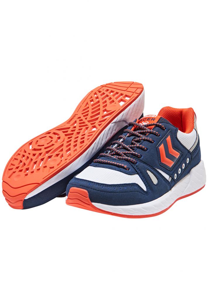 

Кроссовки Hummel LEGEND MARATHONA 42 ЧЕРНЫЙ (204-617-1009-42)