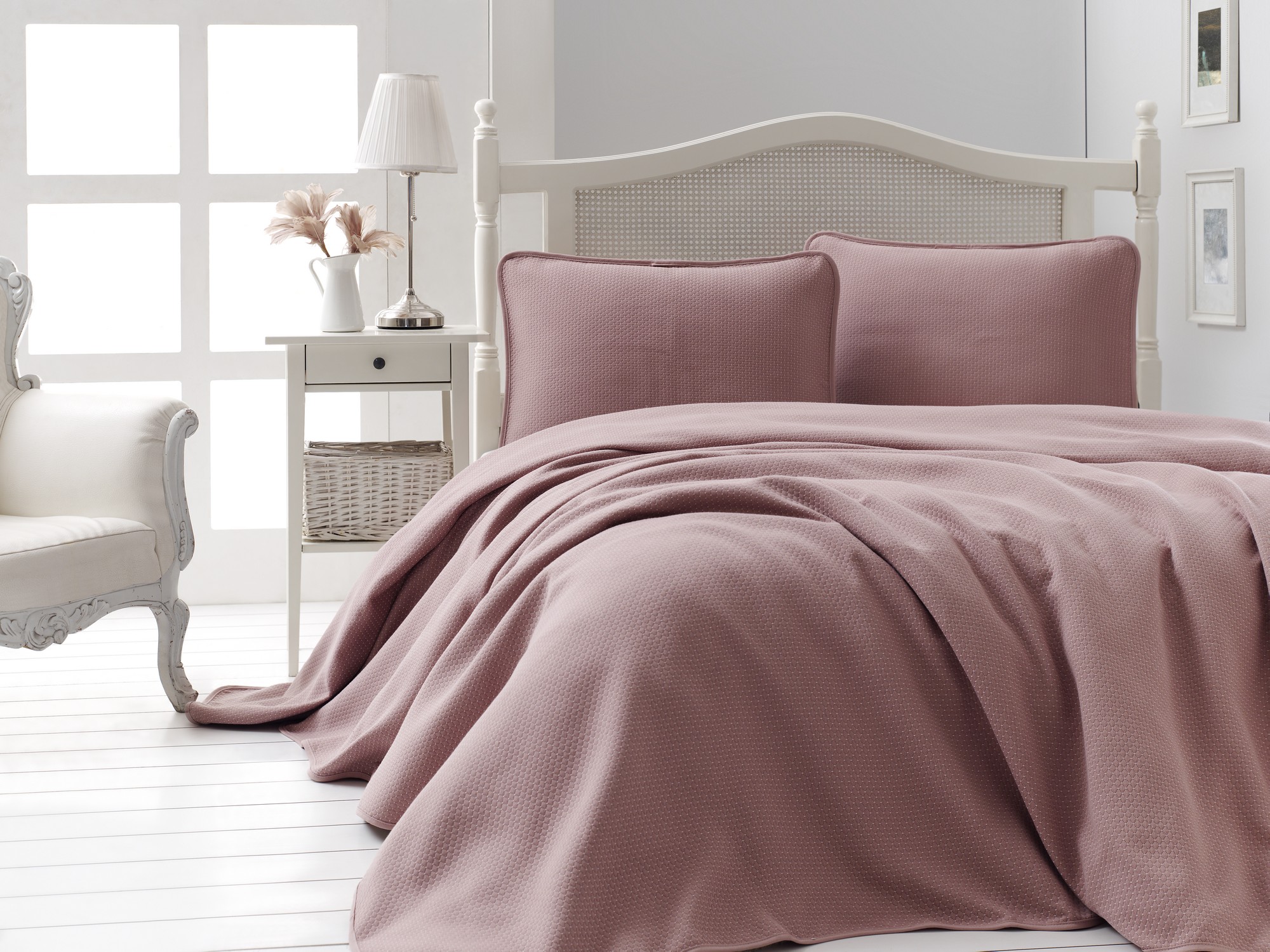 

Комплект постельного белья Şaheser Розовый