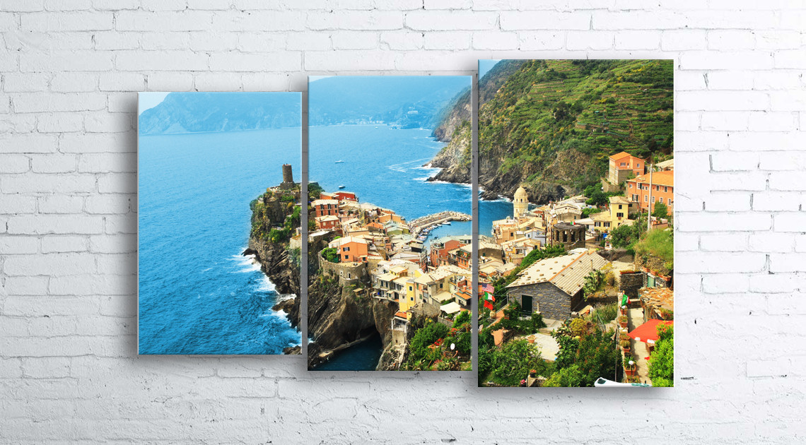 

Модульная картина на холсте 3 в 1 Vernazza. Cinque Terre National Park 100х160 см