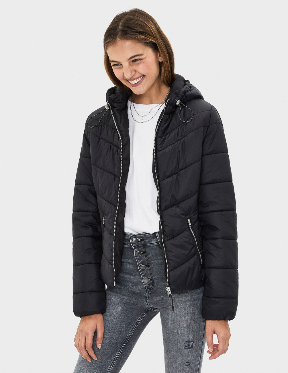 

Куртка Bershka Ж1055487 (6210/644/800) цвет черный L