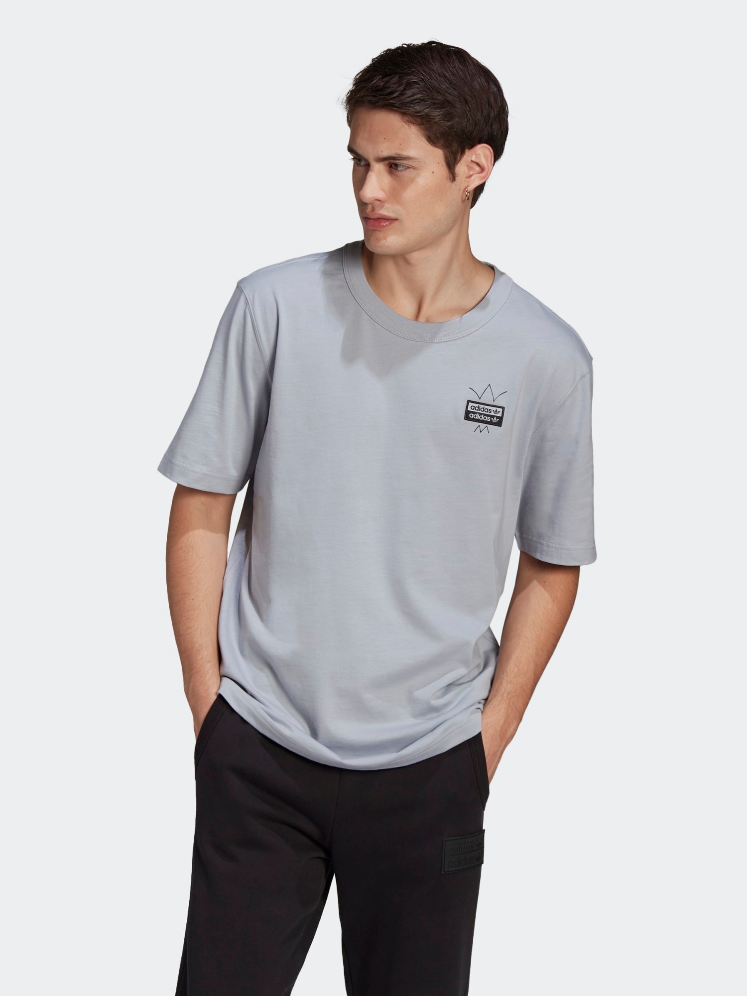 

Футболка Adidas Abstract Og Tee GN3331 XS Halsil