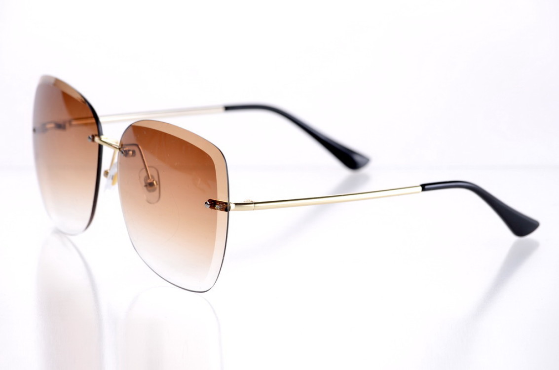 

Женские солнцезащитные очки GlasseS с поляризацией, цвет линзы коричневый, цвет оправы золотой