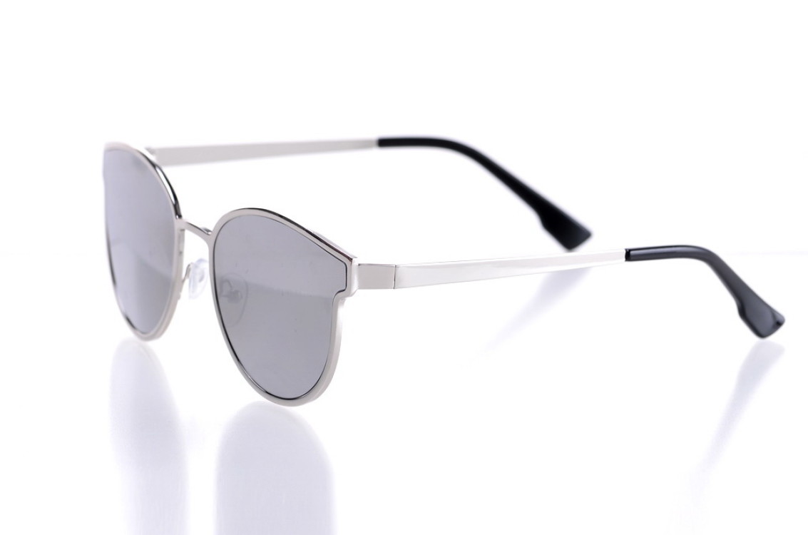 

Женские солнцезащитные очки GlasseS с поляризацией, цвет линзы серебряное зеркало, цвет оправы серебряный