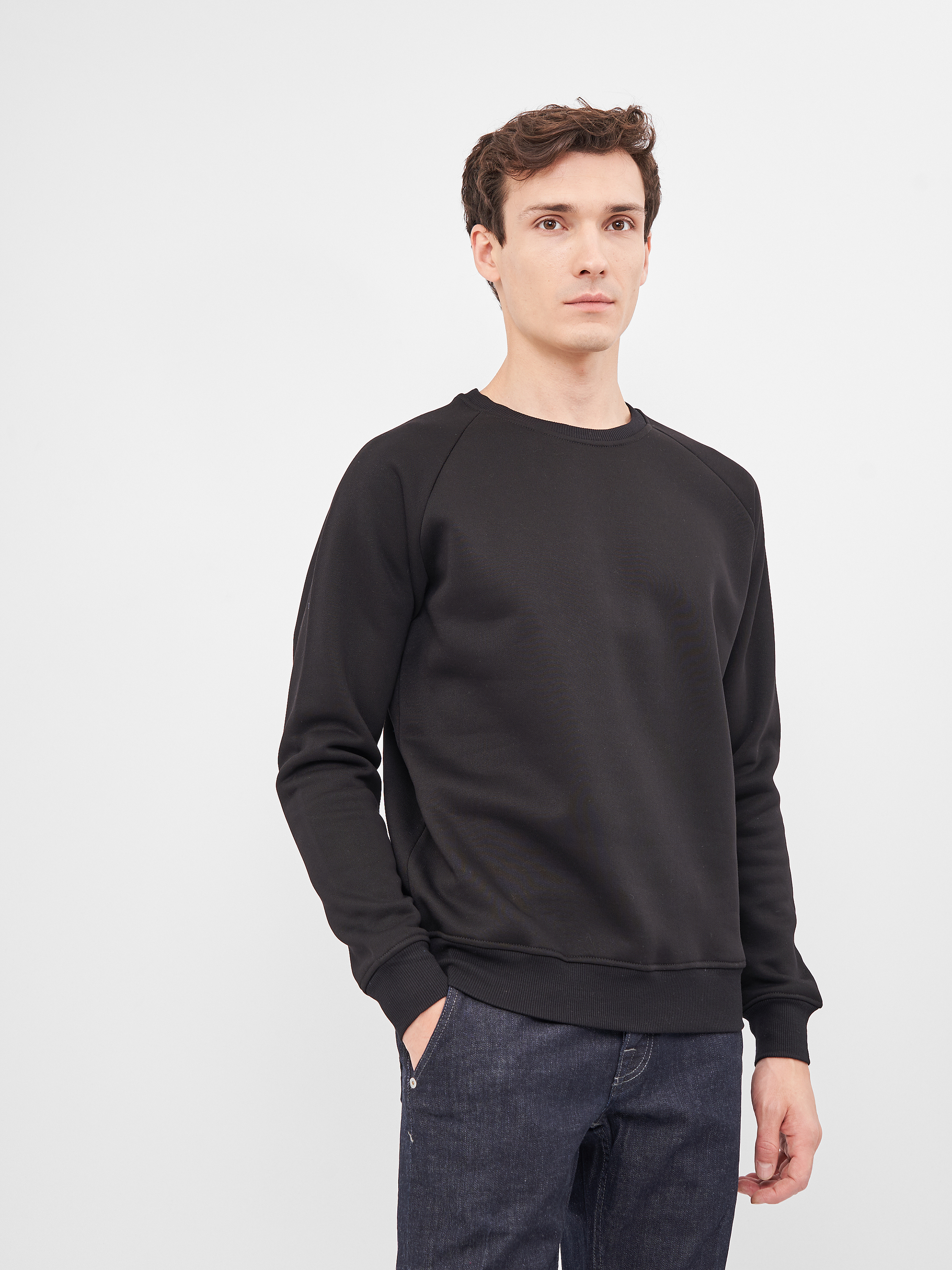 

Свитшот European Standart 762202036 S Черный