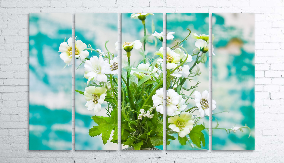 

Модульная картина на холсте 5 в 1 Цветы в вазе на фоне окрашеной стени 100х150 см