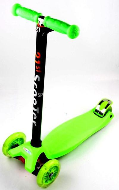 

Детский самокат MAXI. Green