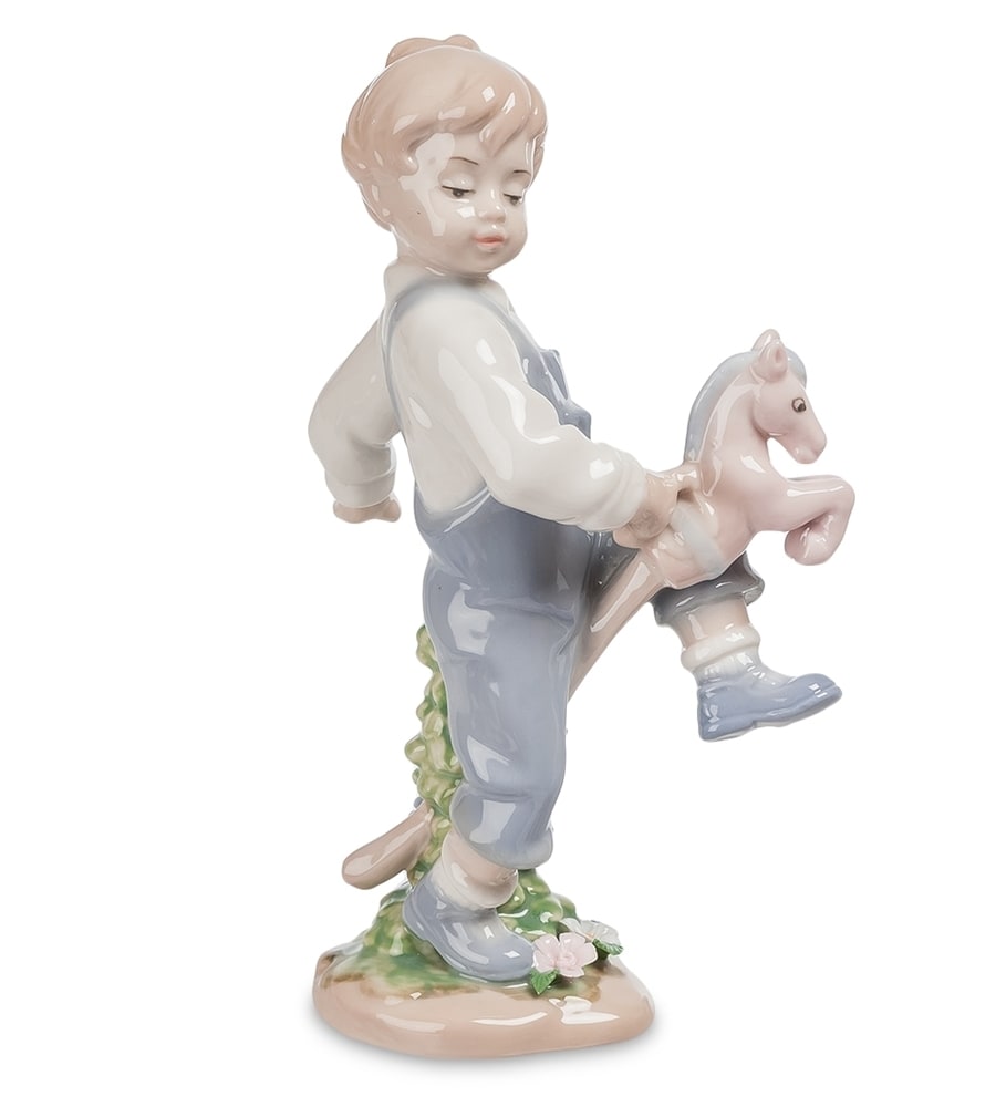 

Фигурка Pavone JP-45/15 Юный всадник