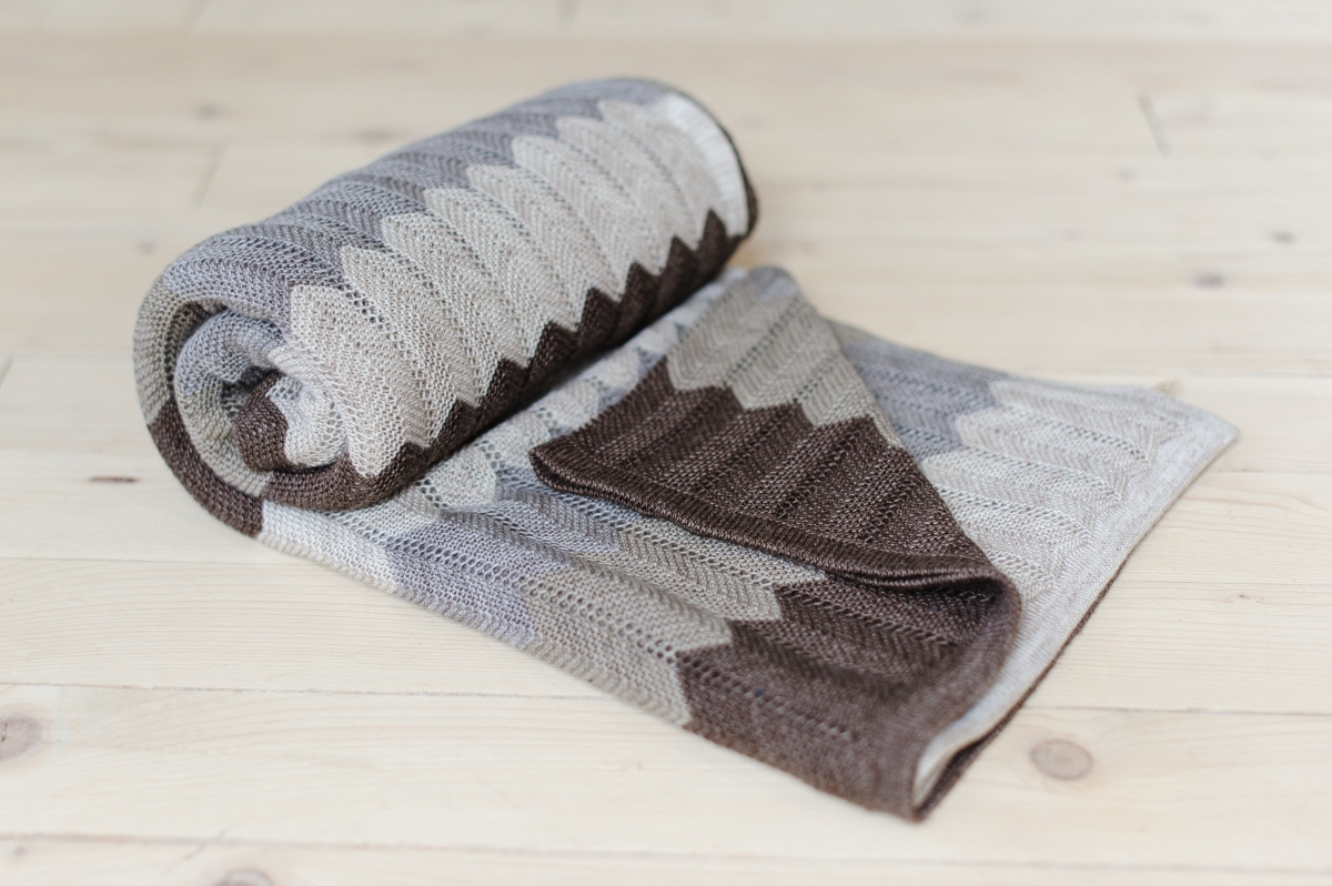 

Kaanni вязаный зигзаг 150х200см Коричневый