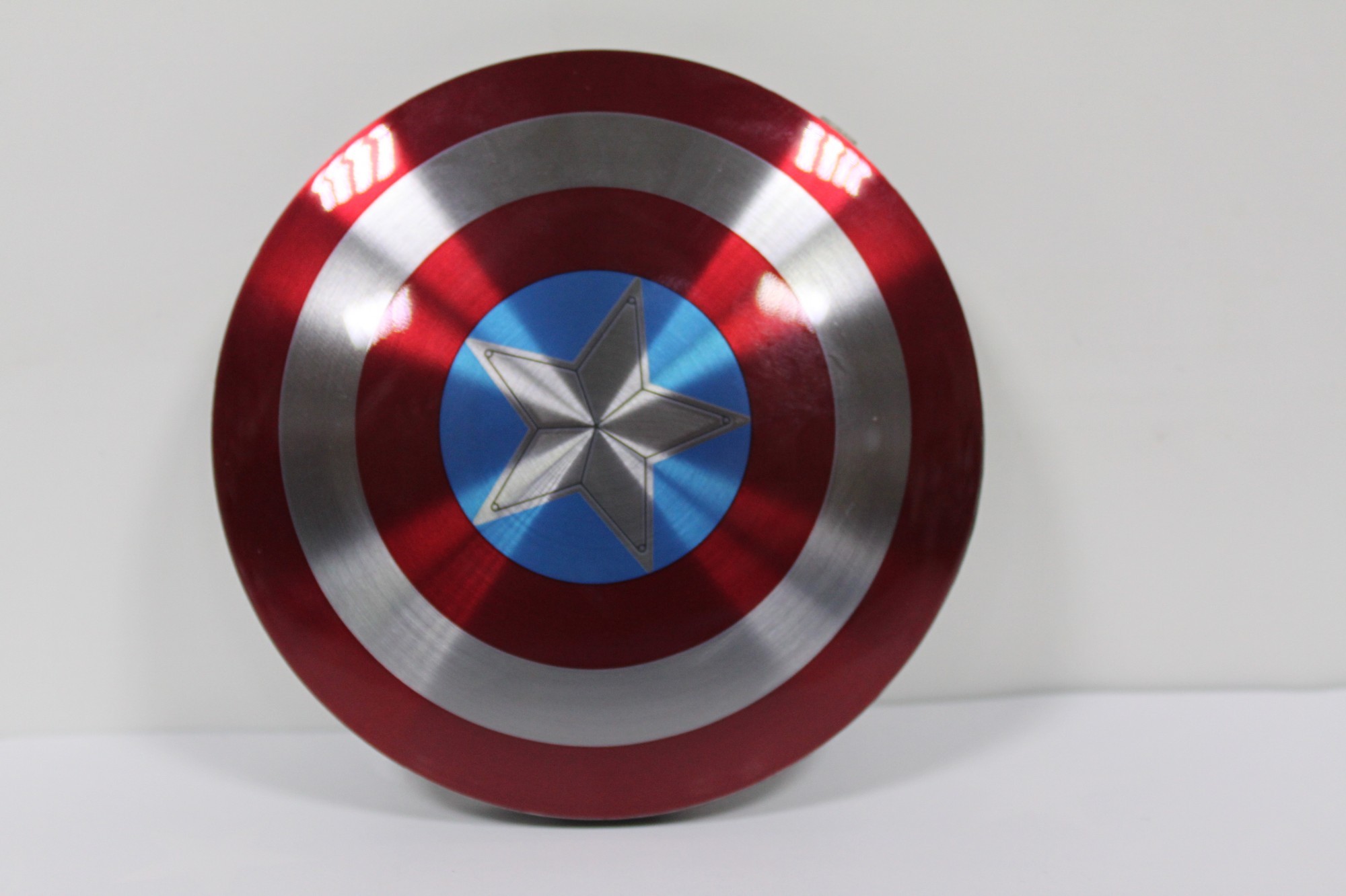 

Power Bank MARVEL 12000 Mah серебристый Капитан Америка