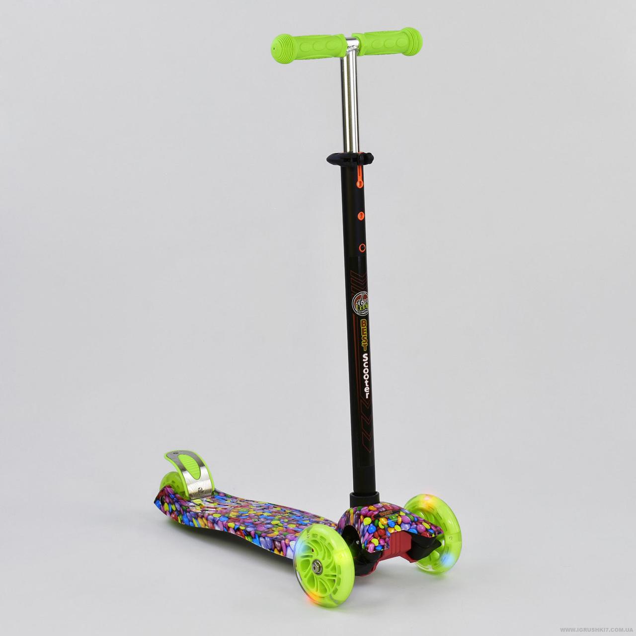 

Самокат кікборд Best Scooter maxi (а 25461 / 779 1316) з світяться колесами ch2725