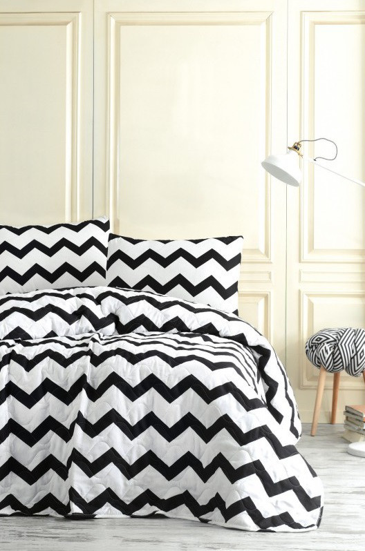 

Покрывало стеганное с наволочками 200*220 Eponj Home B&W SmallZigzag черно-белое