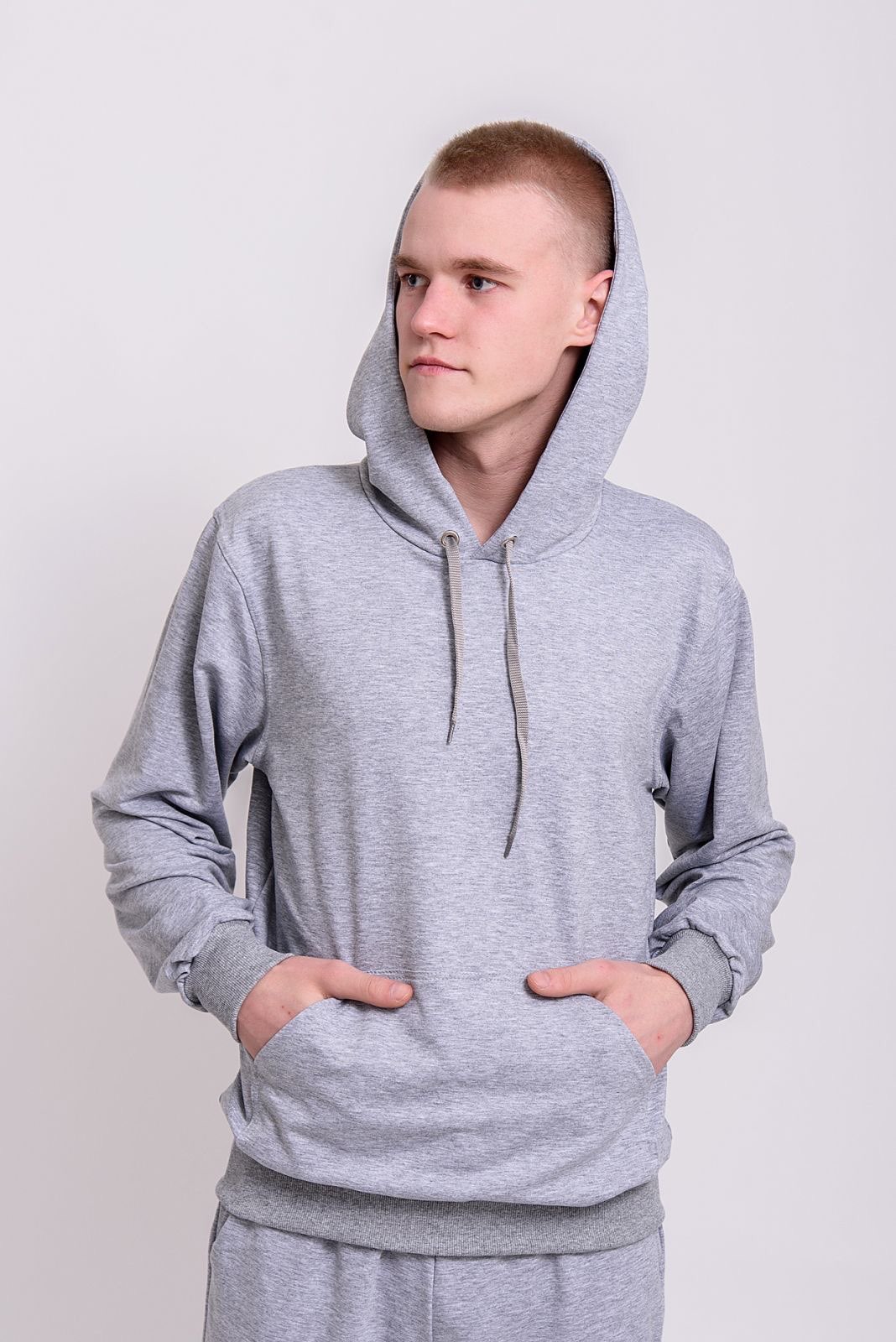 

Спортивная кофта ALEX7 (46)  Светло-серый (AN-000335, Спортивная кофта ALEX7 (46) M Светло-серый (AN-000335)