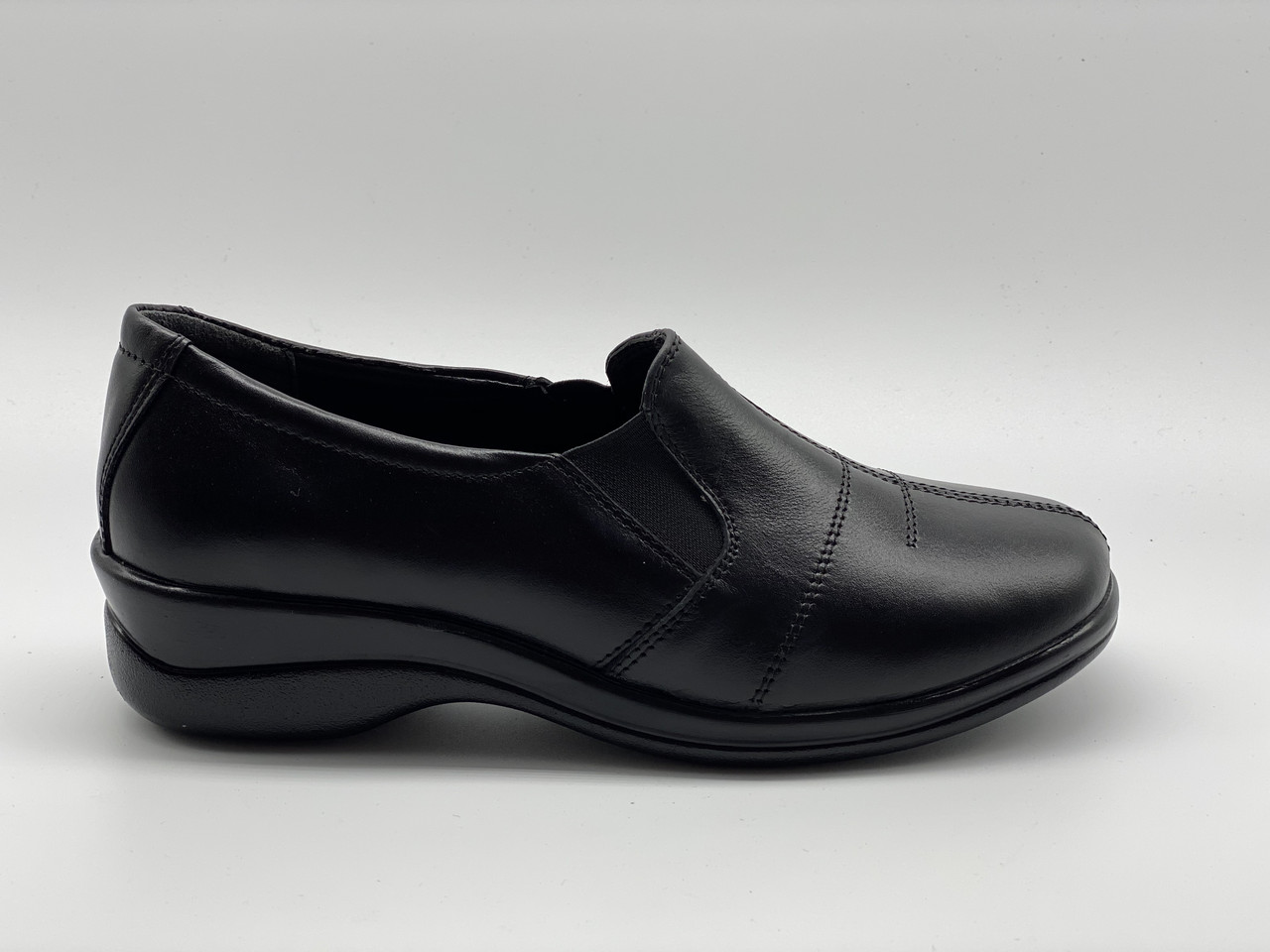 

Женские туфли L-fashion 134-3 39 размер черные