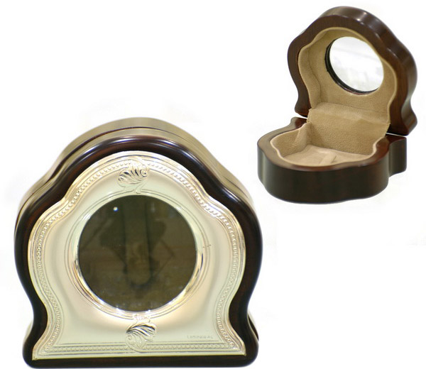 

Шкатулка для украшений Scorpio Коричневая 9.8х10х5 см