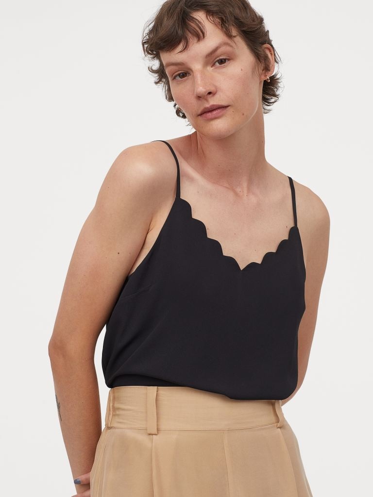 

Топ H&M 060895418 32 Черный