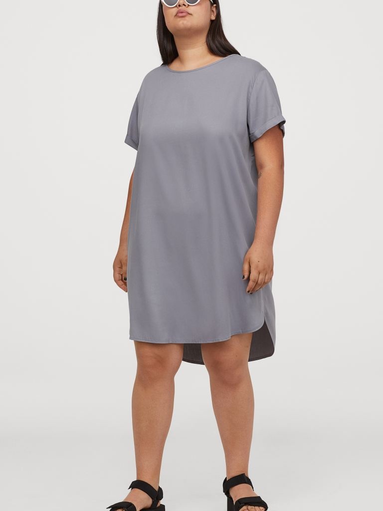 

Платье-футболка H&M 060897765 2XL Серое