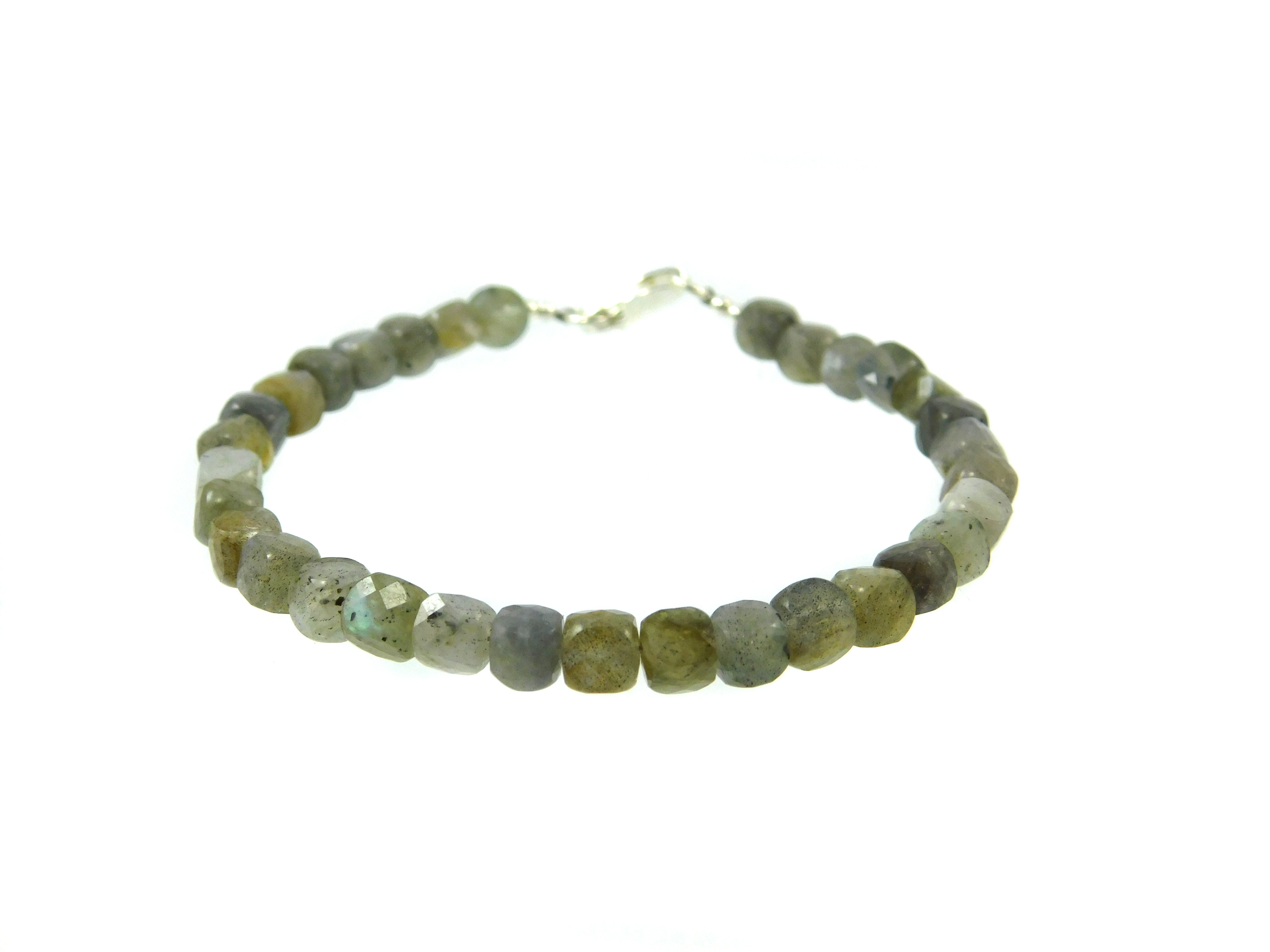 

Браслет Лабрадор кубик грань 1Дизайн-Студія "FF" 1.01.47.130.7.F