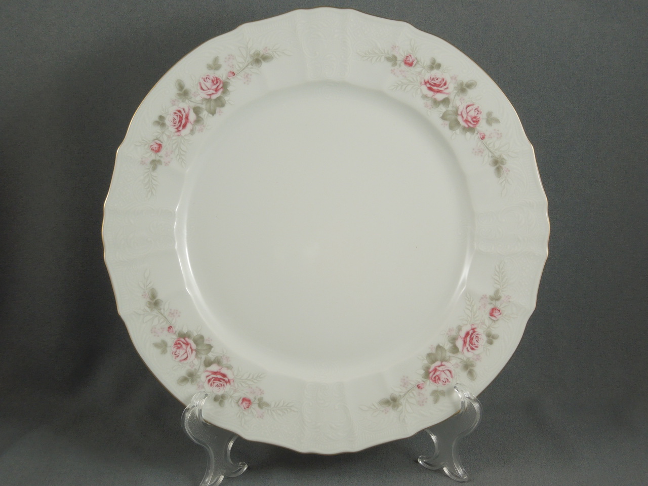 

Блюдо круглое плоское Thun Bernadotte E5396011 32см