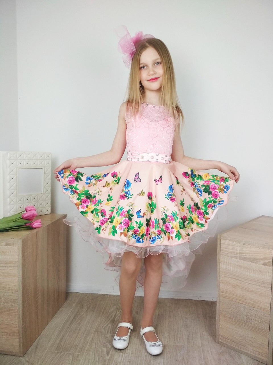 

Нарядное платье со шлейфом I.V.A.moda Розы 34 нежно-розовый iva-503