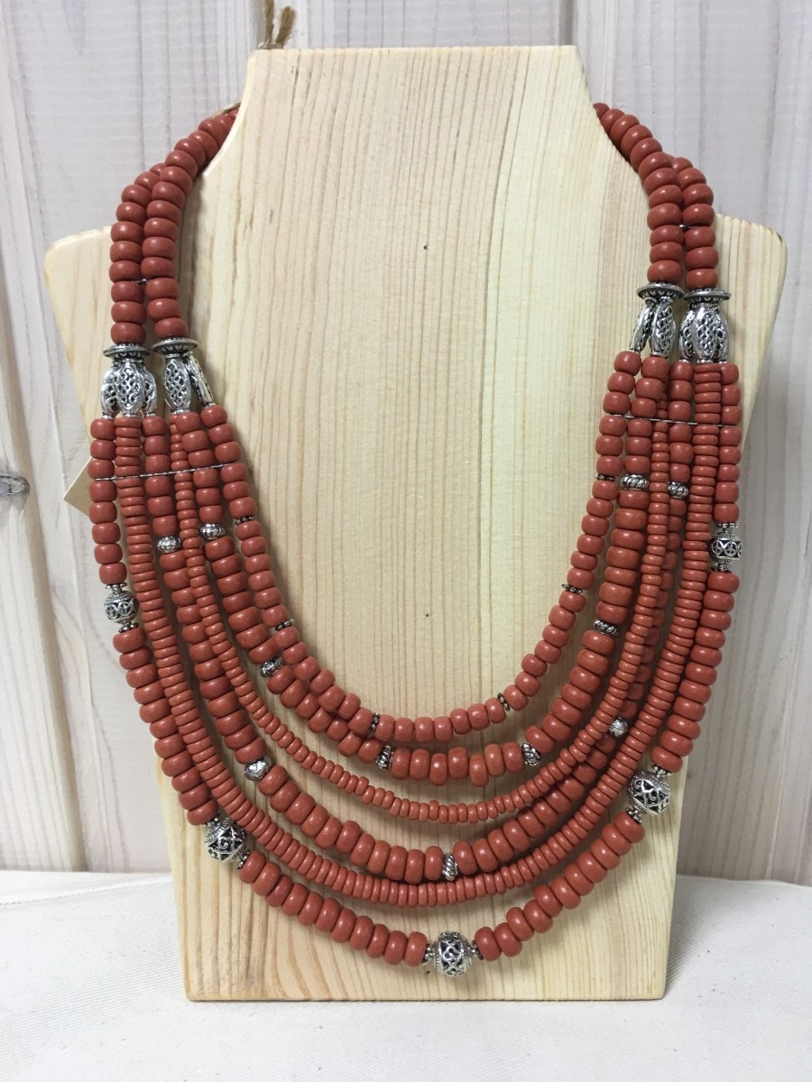 

Бусы Kaanni Кораллы для пани 50 Красный